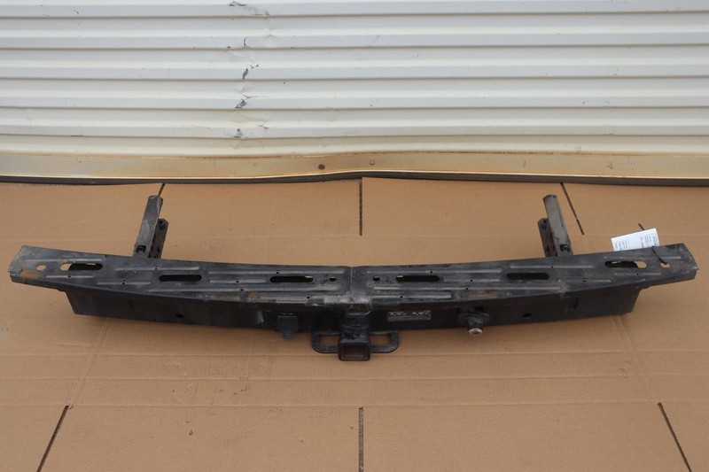 2015-2020 GMC YUKON REAR BUMPER REINFORCEMENT BAR SUPPORT OEM