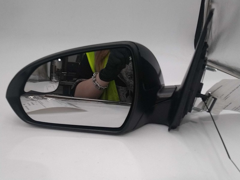 2017 Hyundai Elantra Left Door Mirror Assembly Black 646443 Used 127K Miles