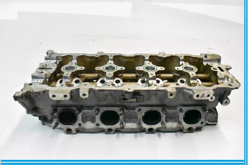 14-20 Maserati Quattroporte GTS Engine Right Side Cylinder Head 2282005 OEM