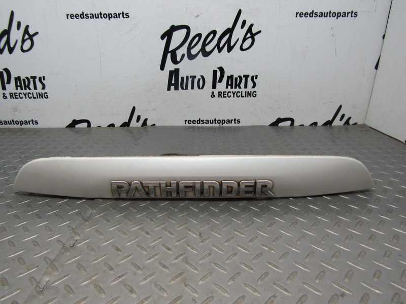 1998-2002 Nissan Pathfinder Rear Liftgate Molding Trim White OEM