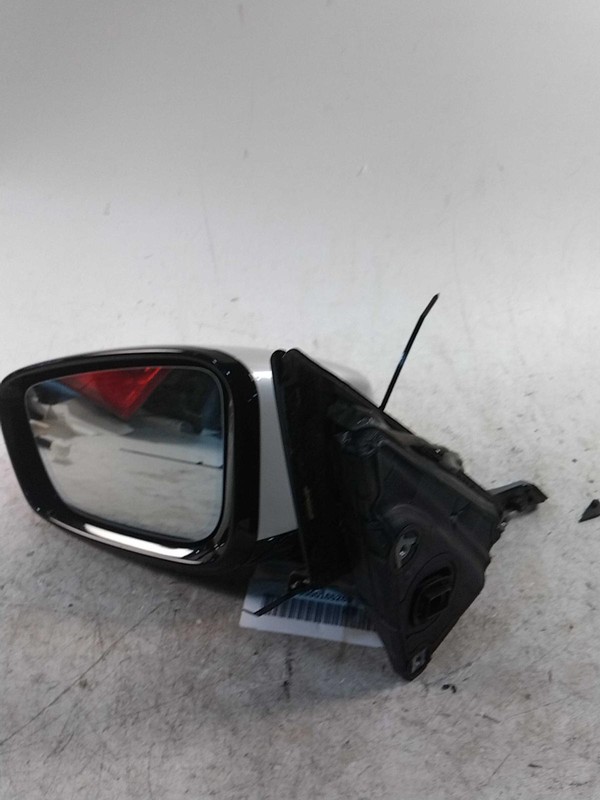 2018 BMW 740i Left Door Mirror Assembly White OEM 595958 106K Miles
