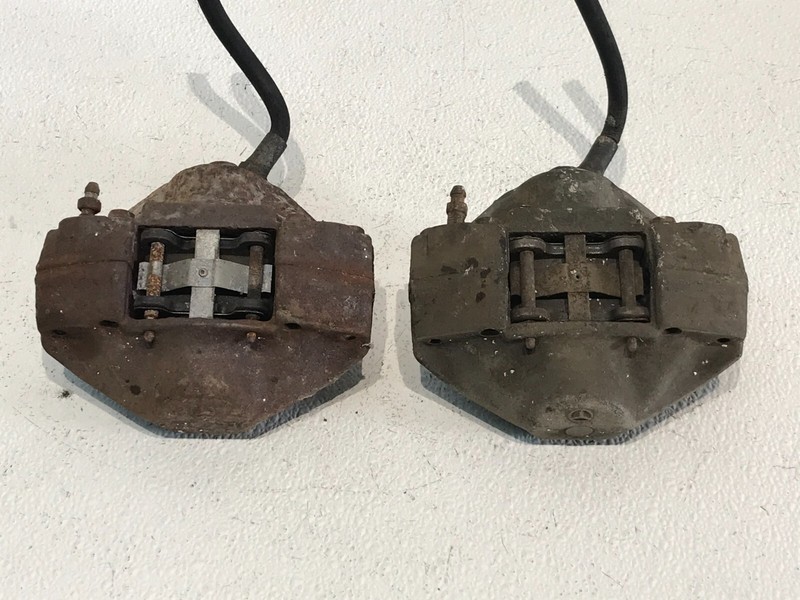 1983 Mercedes-Benz 300SD Rear Brake Calipers Right & Left Set OEM