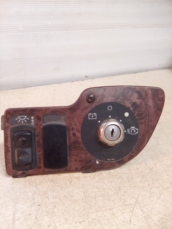 Kenworth S64-1037 Ignition Switch Panel "NO KEY"