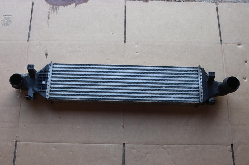 2014-2019 MERCEDES CLA250 C117 ENGINE INTER COOLER INTERCOOLER OEM