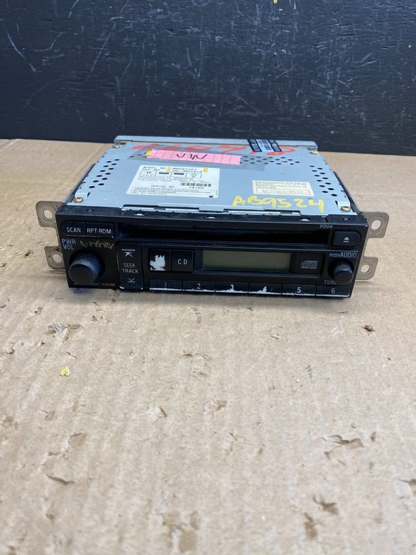 2004 to 2006 Mitsubishi Montero Audio Equipment Radio Receiver AB9524