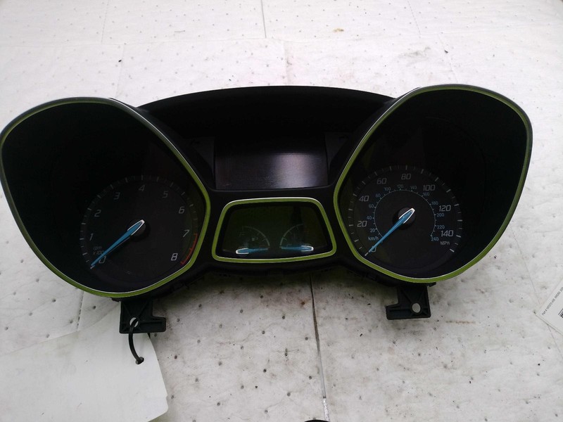 2014 Ford Focus Speedometer Gauge OEM Silver 127K Miles - NJ25-25998-661625