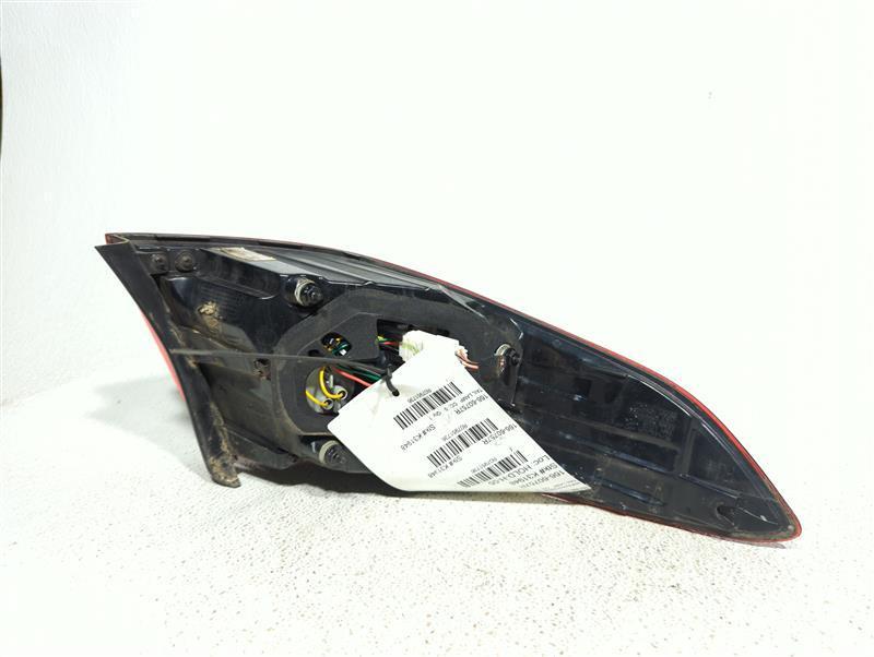 2016 Hyundai Sonata Right Tail Light Assembly White OEM Used 437352 90K Mile