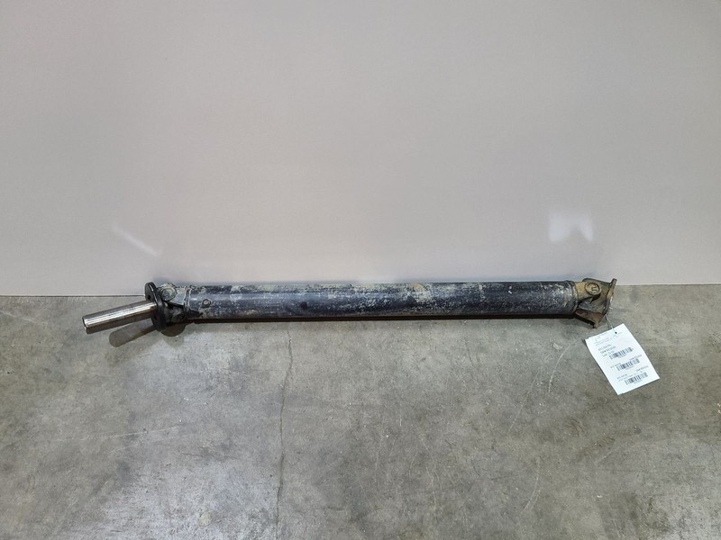 Rear Drive Shaft 4WD Fits 00-04 XTERRA 584911