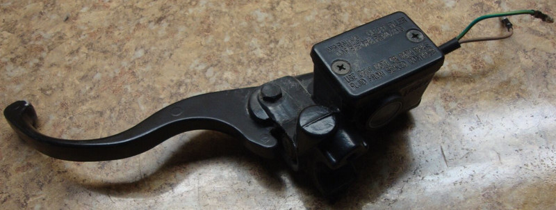 2008 Lambretta Uno 150 Scooter Front Left Brake Lever Master Cylinder H12