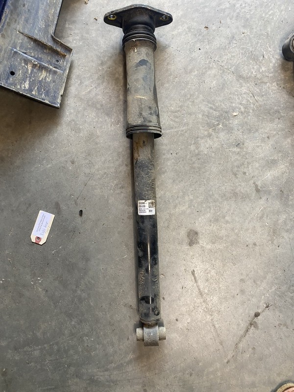 2016 KIA OPTIMA LX RIGHT REAR SHOCK OEM 55300-D5120