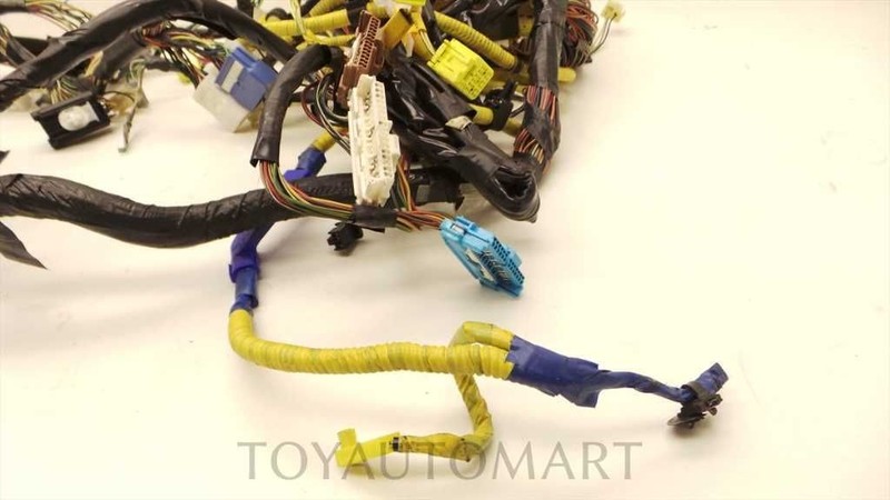 00 01 02 TOYOTA COROLLA V4 1.8L MANUAL 5 SP DASH WIRE HARNESS 82146-02670