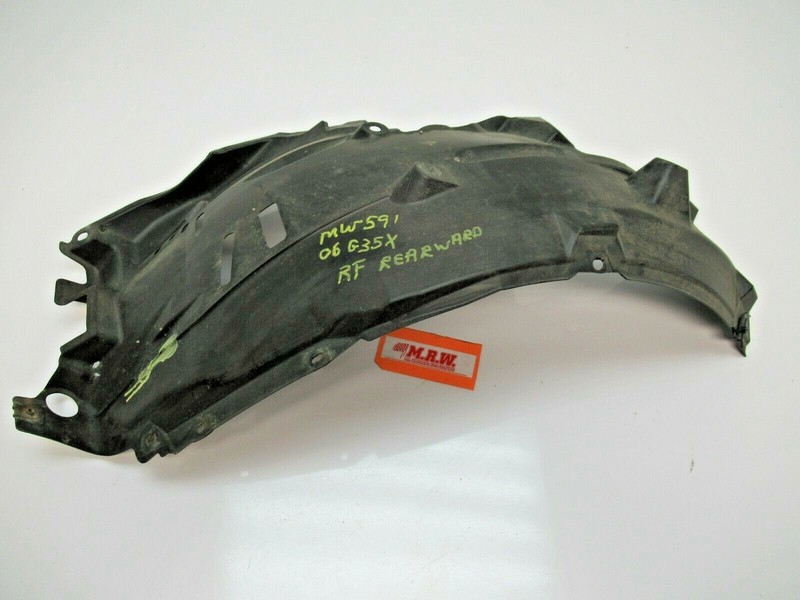 INNER FENDER SPLASH SHIELD PASSENGER SIDE RIGHT FRONT REARWARD RF HALF 05 06 G35