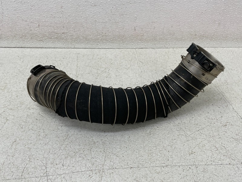19-22 Mercedes A220 2.0L Right Intercooler Charge Air Hose Tube Pipe 1416 OEM