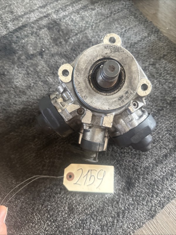 Fuel Injection Pump Dodge Ram - P/N: 0445010884