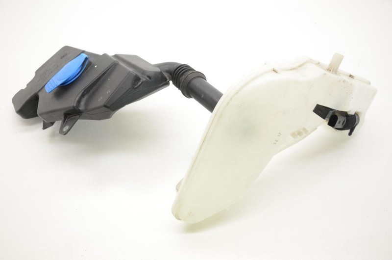 12-18 Audi A6 Windshield Washer Bottle Reservoir 4G1955462 4G8955451