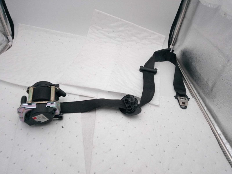 2019 BMW X2 OEM Grey Seat Belt 72117428111 Used, 133k Miles, 4DR BLK