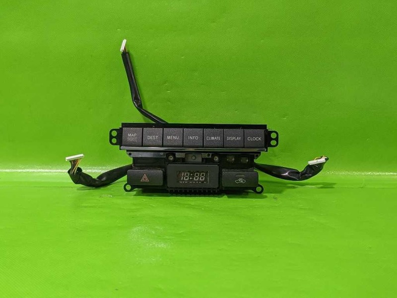 05 06 LEXUS RX330 RADIO NAVIGATION CONTROL PANEL OEM 4582-11