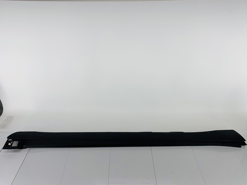15-23 JEEP RENEGADE RIGHT SIDE LOWER SKIRT ROCKER PANEL MOLDING COVER BLACK OEM