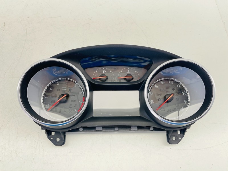 2018-2020 BUICK REGAL SPEEDOMETER GUAGE CLUSTER 39123420 60K OEM