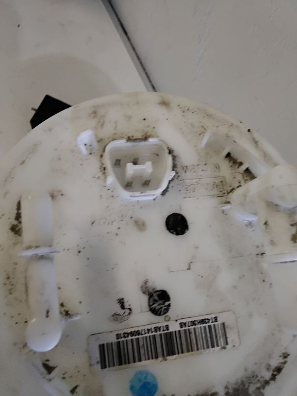 Fuel Pump Assembly AWD Fits 11-15 MKX 3558741