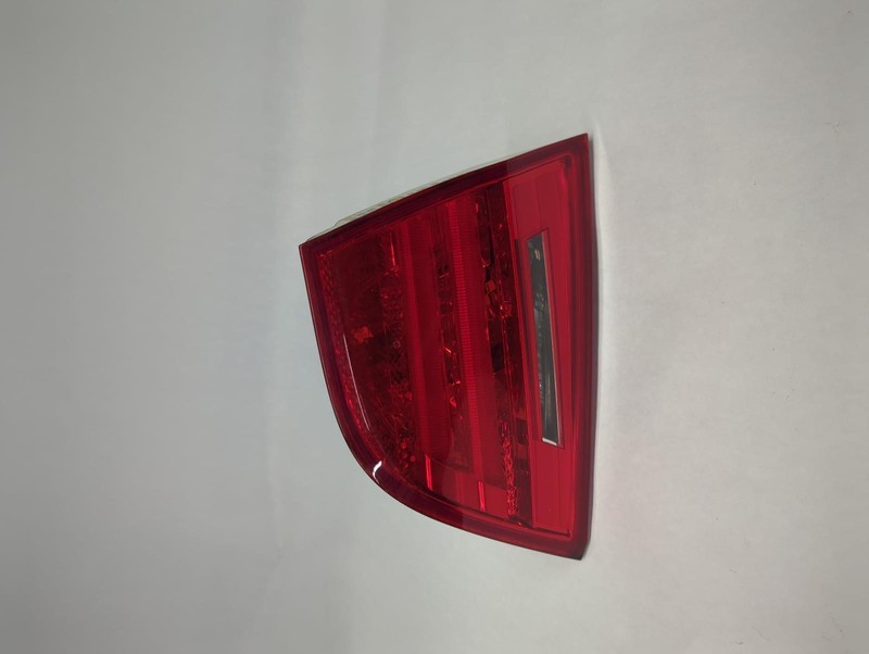 09-'11 BMW 328i Sedan Left driver inner Taillight OEM Grade A!