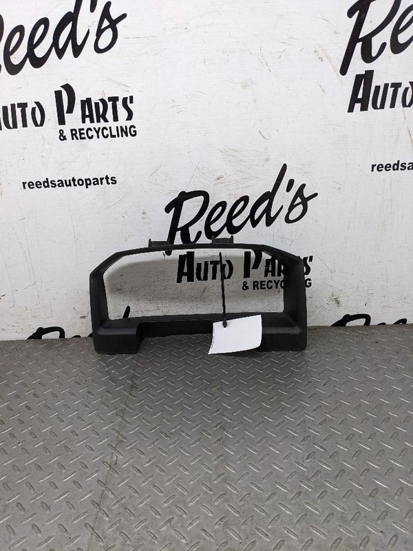 OEM 2013-2018 RAM 1500 2500 3500 INSTRUMENT PANEL CLUSTER BEZEL TRIM 1176112