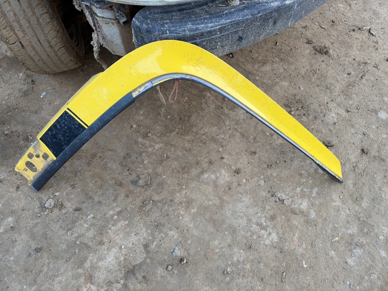 11-15 CHEVROLET CAMARO OEM LH CONVERTIBLE REAR EXTERIOR BELT MOULDING TRIM
