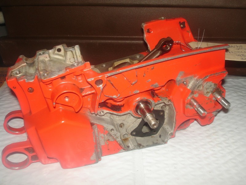 Craftsman 3.7 18"crank case chainsaw part 358.354830 poulanbin 604
