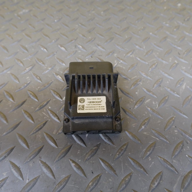 2019-2022 AUDI Q3 S-LINE FUEL GAS PUMP CONTROL MODULE UNIT OEM 5QJ906093