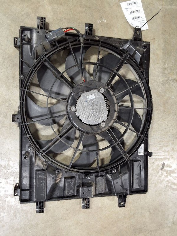 2020-2024 Chevy EQUINOX Radiator Fan Motor Fan Assembly 1.5L