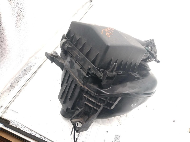 2018 Honda Accord Air Cleaner Assembly OEM 1.5L Turbo Used 120k Miles