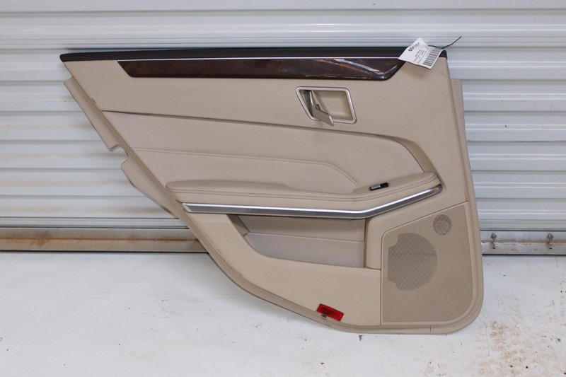 2014-2016 MERCEDES E-CLASS E350 W212 REAR LEFT SIDE DOOR PANEL TRIM COVER OEM