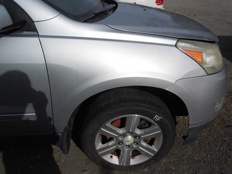 2009-2017 Chevrolet Traverse Fender Passenger Right RH OEM U636R