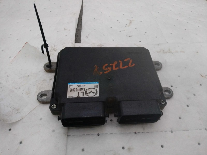 2011 MAZDA 3 Engine Control Module ECM L5E818881 OEM Used 125K Miles