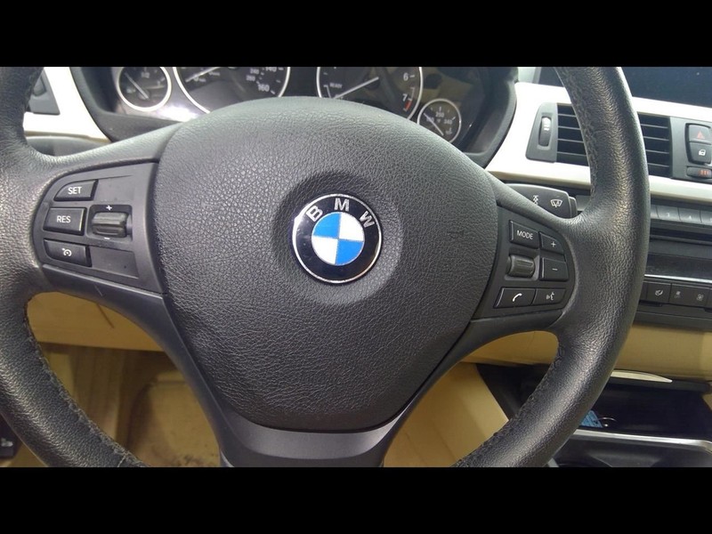 Driver Air Bag Sedan Driver Wheel Flat Bottom Fits 12-18 BMW 320i 1594401