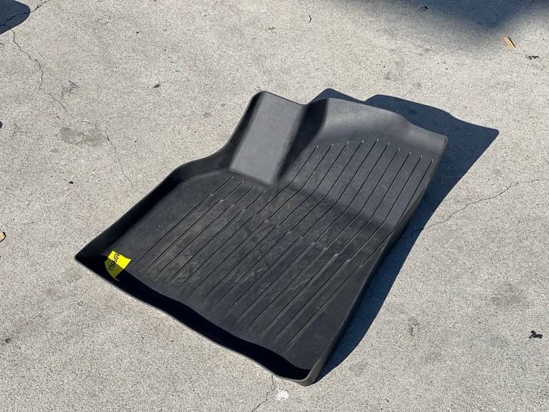 ✅Front Left Mat All Weather 5886 for Tesla Model 3