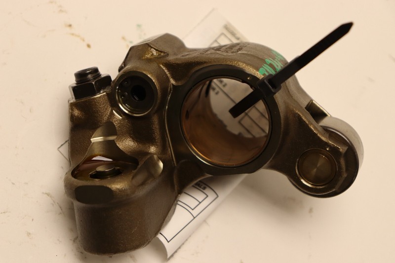 08-17 FREIGHTLINER CASCADIA DETROIT DD15 ROCKER ACTUATOR ARM A4720501334 OEM