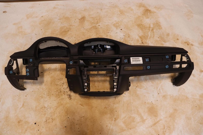 2007-2013 BMW 335I E92 E93 DASHBOARD PANEL COVER BLACK NAVIGATION SYSTEM OEM