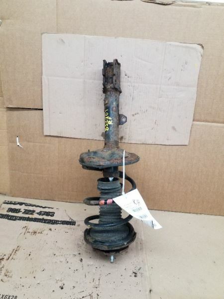Passenger Right Strut Front Fits 01-03 RAV4 244649