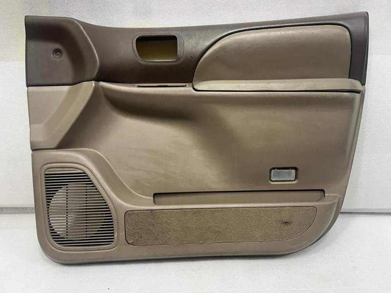 1998 1999 2000 TOYOTA SIENNA PASSENGER FRONT DOOR TRIM PANEL POWER OAK FL41