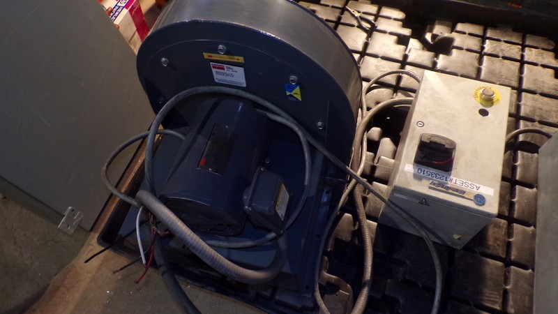 Dayton 3KW33G Blower Connected to Allen Bradley 193-T Overload Relay