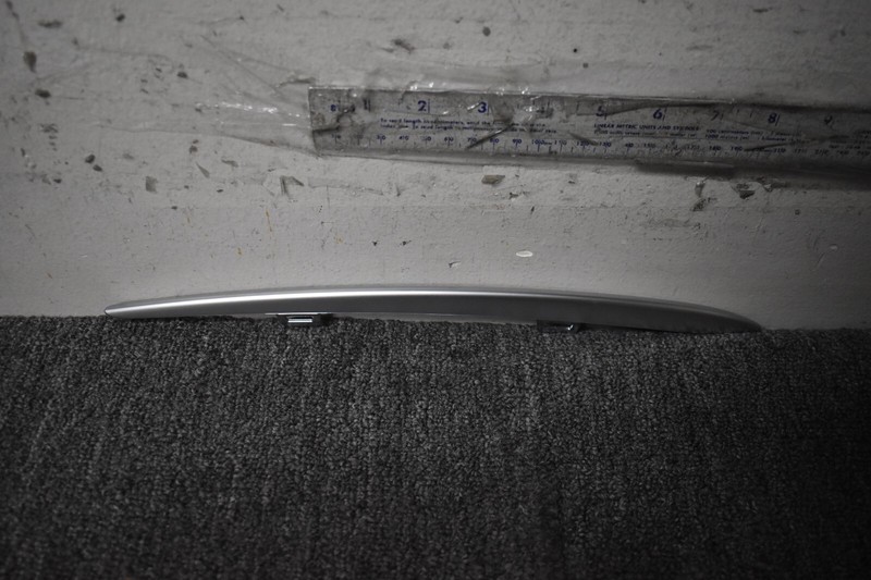 2020-2021 MERCEDES BENZ GLE450 4MATIC FILLER TRIM RIGHT FACTORY OEM