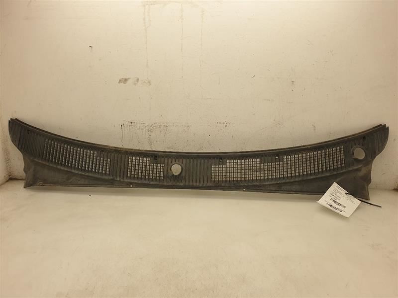 96 97 98 99 00 01 02 Toyota 4 RUNNER Cowl Vent Panel
