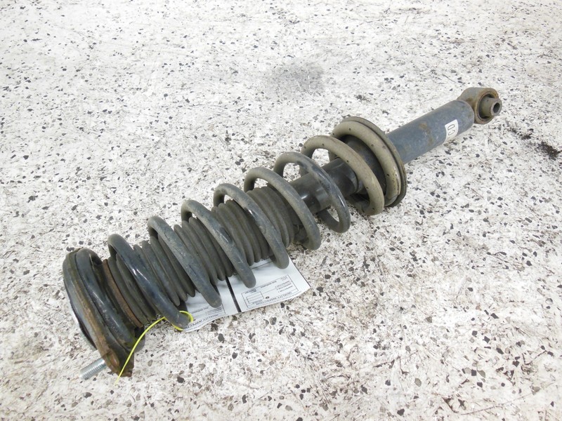 2018-2024 Subaru XV Crosstrek Rear Strut Shock Passenger Right RH OEM Gasoline