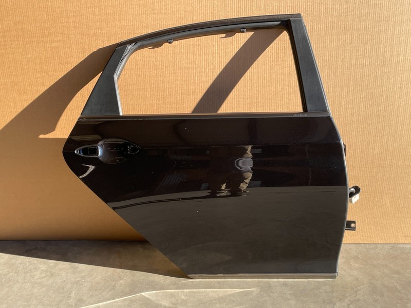 18 19 20 Genesis G80 Rear Right Passenger Exterior Door Shell Panel 1617 OEM