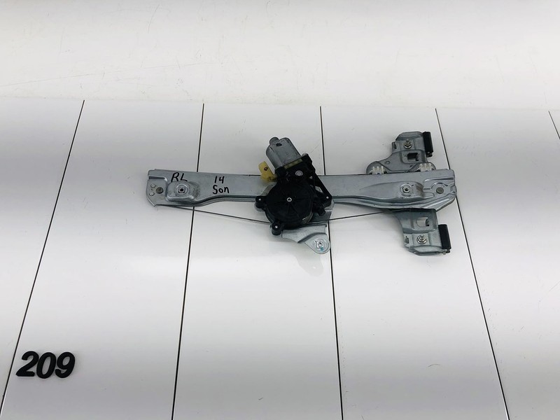 13-20 CHEVROLET SONIC REAR LEFT DRIVER SIDE DOOR WINDOW REGULATOR W/ MOTOR OEM
