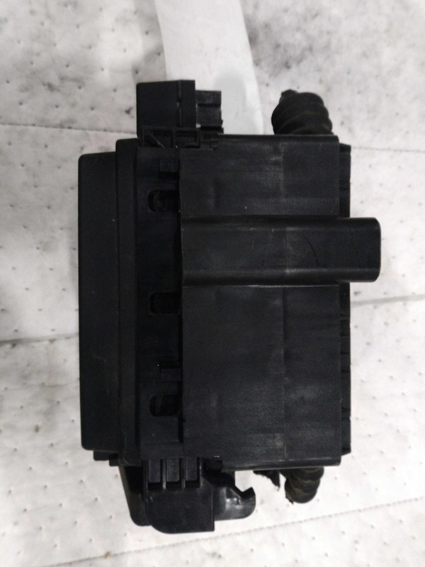 2018 Buick Enclave Fuse Box OEM Grey 84292760 102K Miles Warranty Included