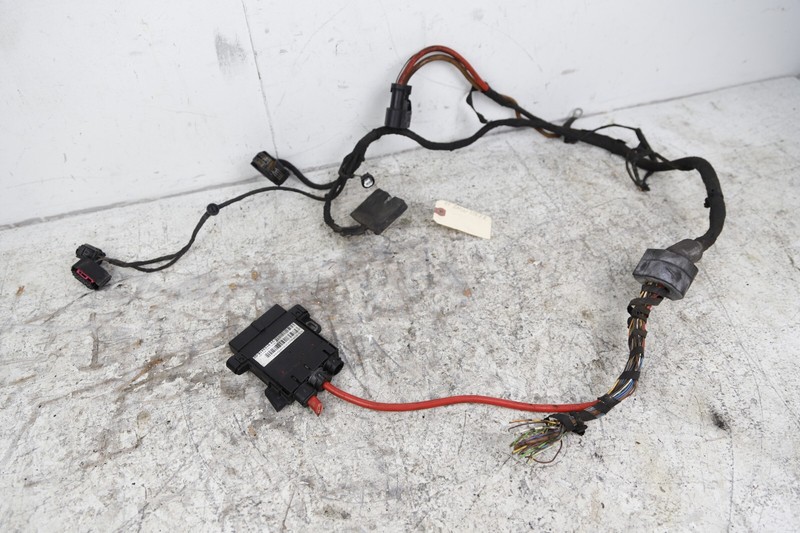 2011-2013 BMW F07 F10 F11 BATTERY DISTRIBUTION POINT CONTROL MODULE HARNESS