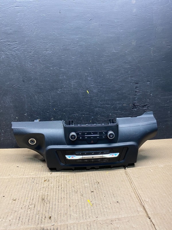 2020 to 2023 FordExplorer Radio Climate Control Panel TrimL6812 PS