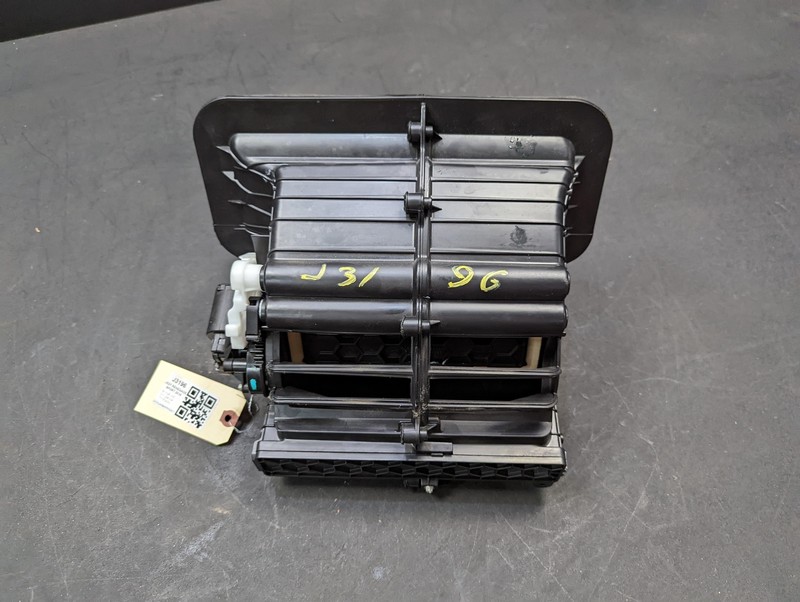A/C Heater Housing Air Inlet 2019 Jeep Renegade 68266519AA 2015 2016 2017- 2020